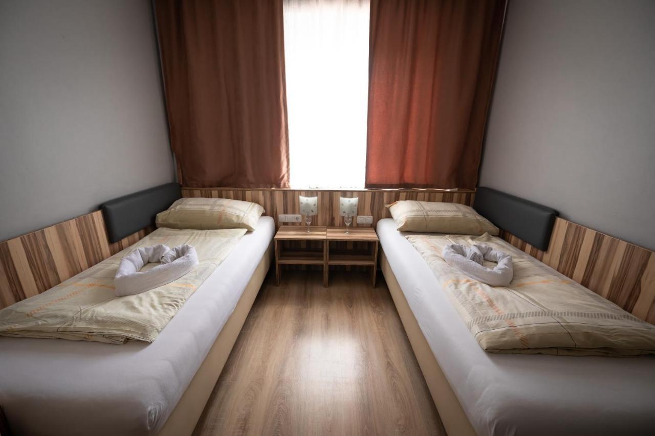 Hotel Am Limes Enns Dış mekan fotoğraf