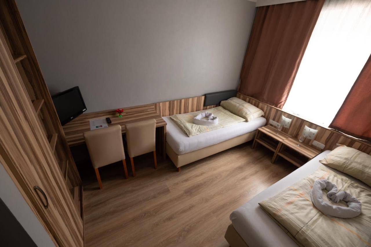 Hotel Am Limes Enns Dış mekan fotoğraf