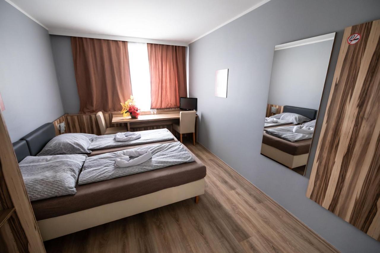 Hotel Am Limes Enns Dış mekan fotoğraf