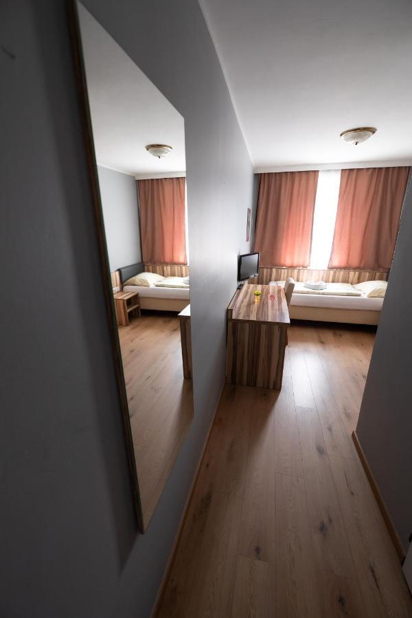 Hotel Am Limes Enns Dış mekan fotoğraf